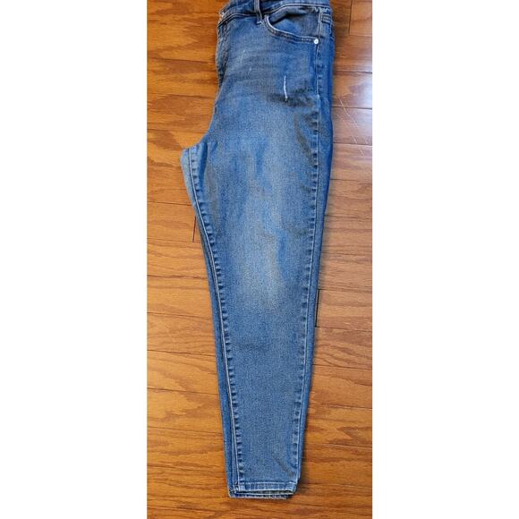 NINE WEST Sz 16 Women's High Rise Perfect Skinny Jeans Stonewashed Distressed - Picture 7 of 13